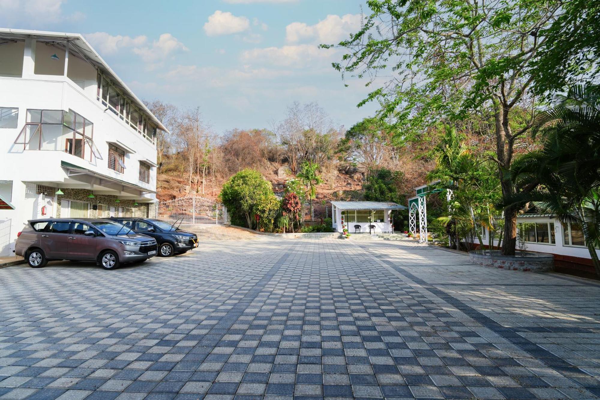 Mgm Whispering Wind'S Yelagiri Hotel ภายนอก รูปภาพ